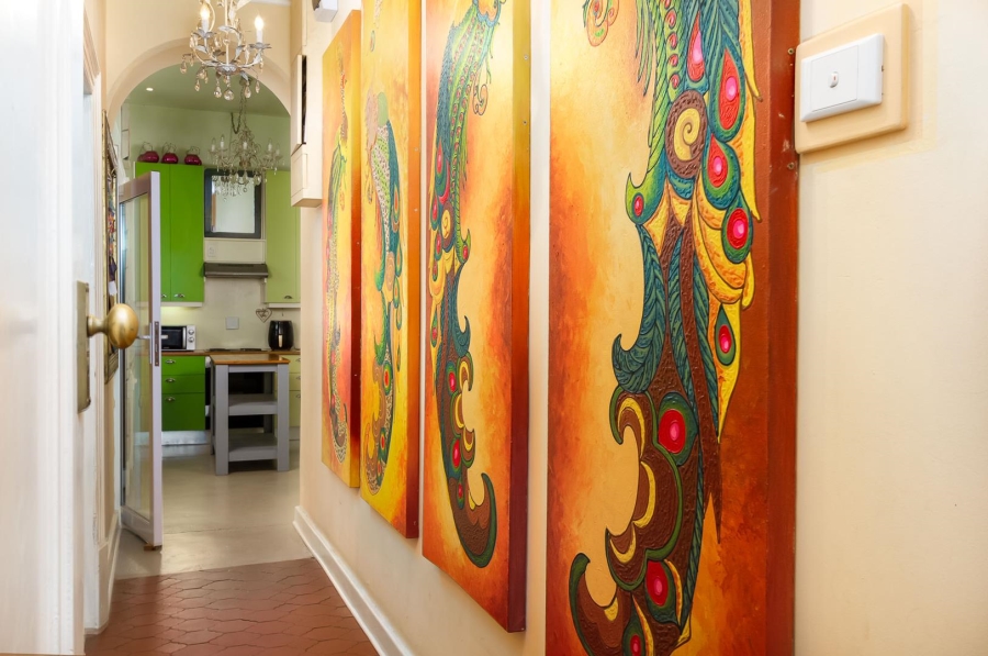 5 Bedroom Property for Sale in Gardens Western Cape